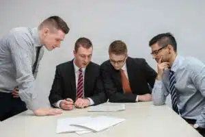 What does hr stand for